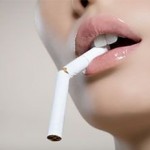 С девушкой, от которой несет табаком, обычно обходятся, как с сигаретой. Гарун Агацарский